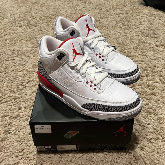 NIB Nike Air Jordan 3 Retro White, Fire Red, Cement Grey 13604116 Sneakers 9.5 - Picture 3 of 13